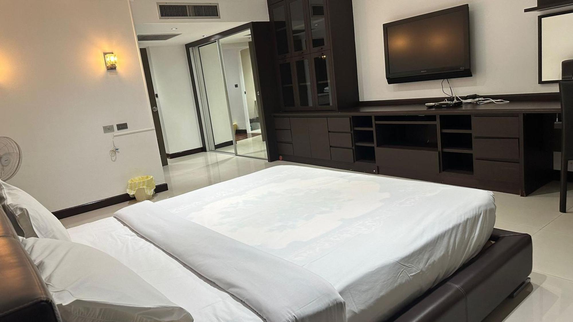 فندق Omni Tower Sukhumvit Nana Direct بانكوك المظهر الخارجي الصورة