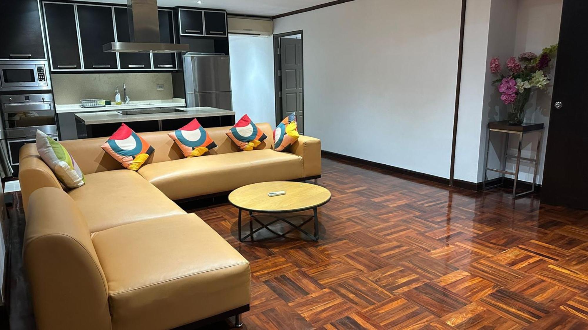 فندق Omni Tower Sukhumvit Nana Direct بانكوك المظهر الخارجي الصورة