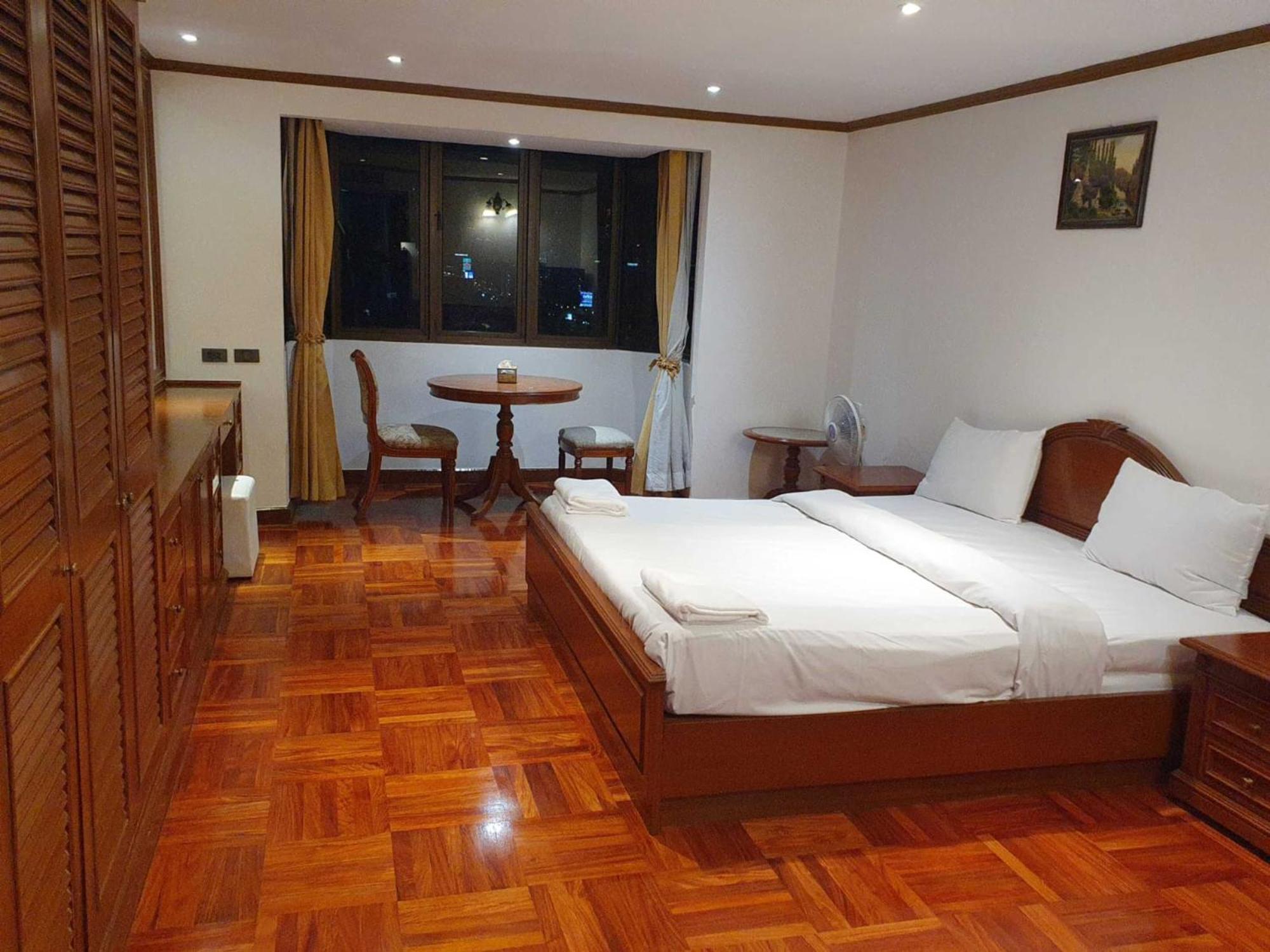فندق Omni Tower Sukhumvit Nana Direct بانكوك المظهر الخارجي الصورة